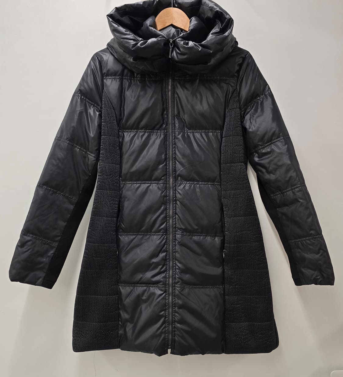 BCBG 막스아즈리아 여성 덕다운 롱패딩.
싸이즈 L 상품이미지1