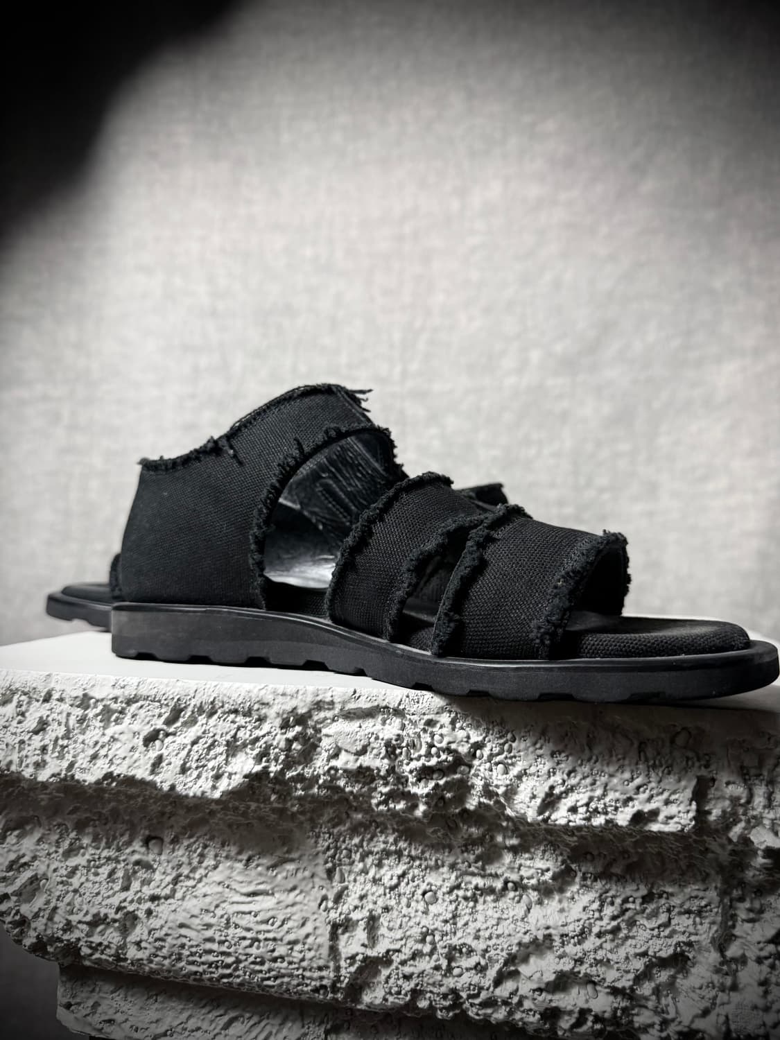 Yohji Yamamoto Pour Homme Frayed Sandals 상품이미지5