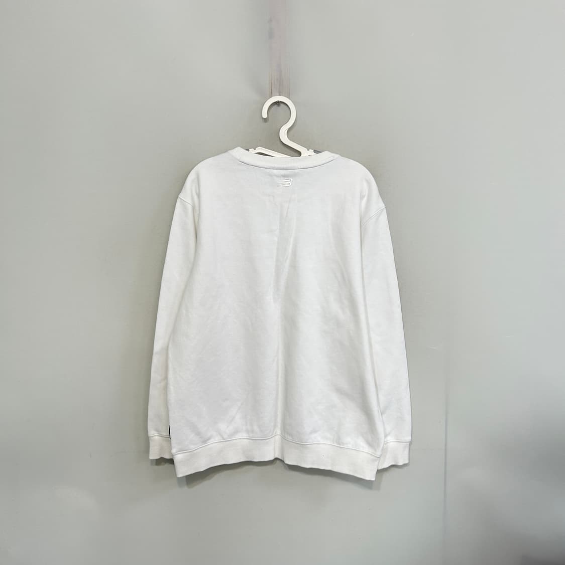 뉴발란스 2024 남성 맨투맨 105  상품이미지3