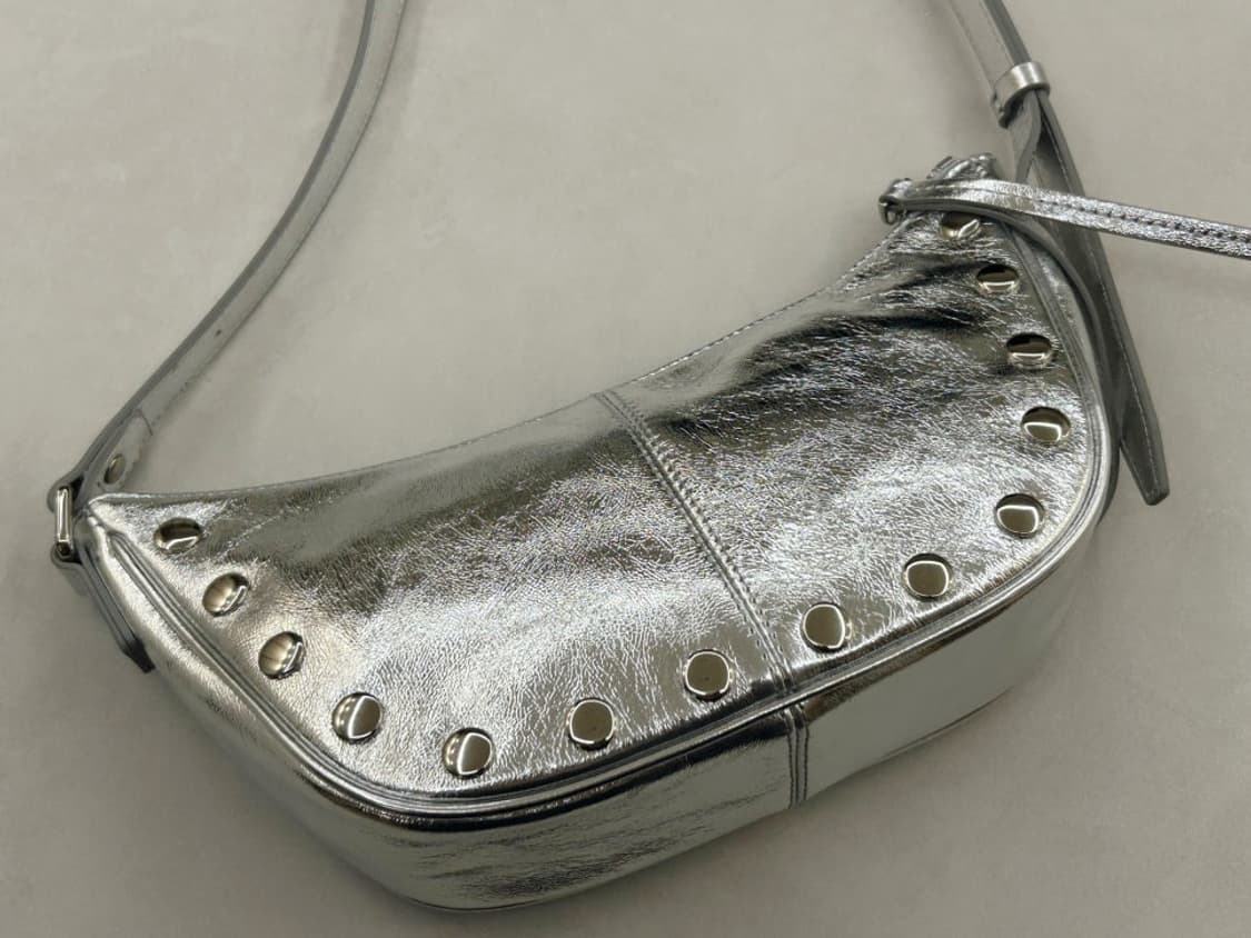 마뗑킴 가방 스터드 레더 실버 숄더백 상품이미지2