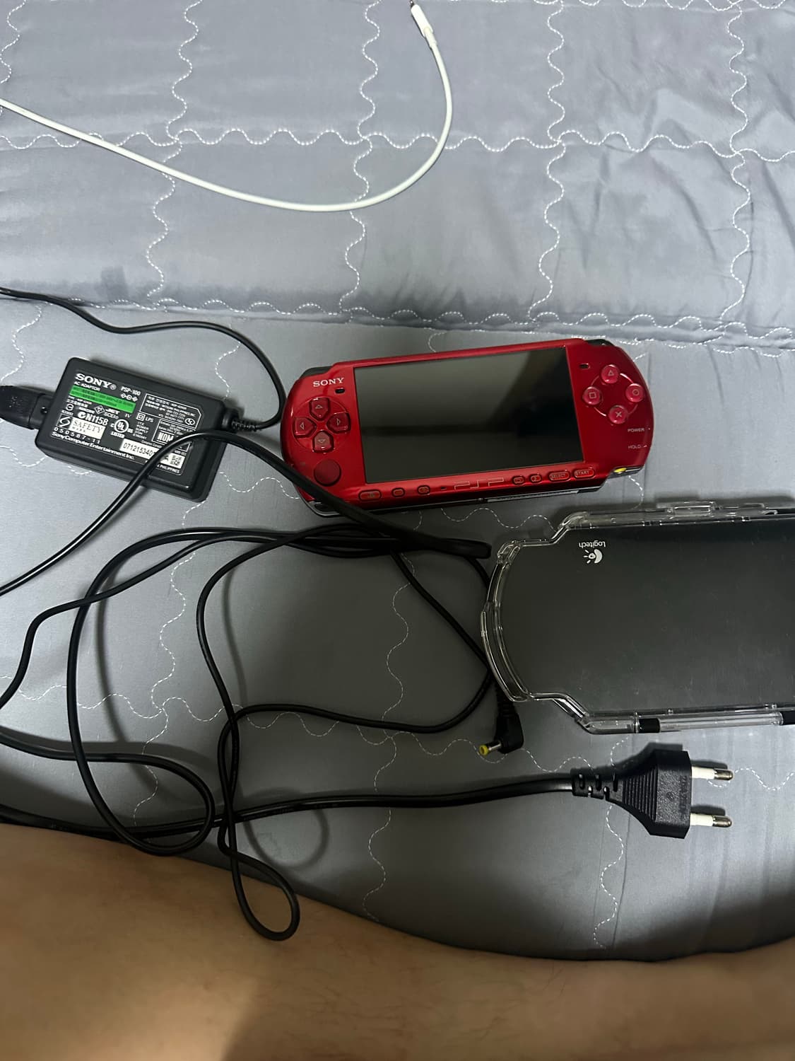 PSP3005 게임기 레드 상품이미지1