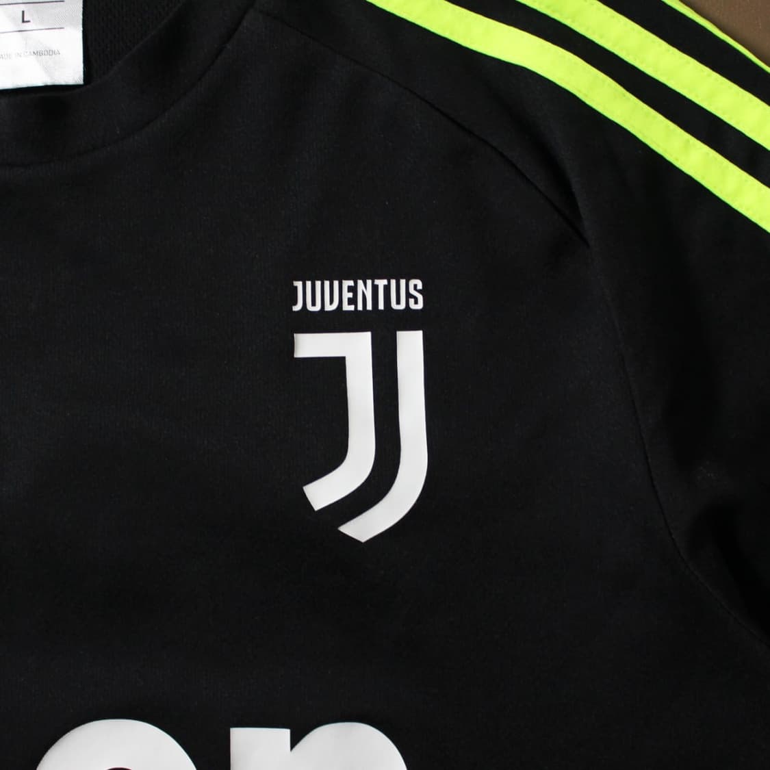 Adidas 아디다스 유벤투스 반팔 형광 반팔 상품이미지4