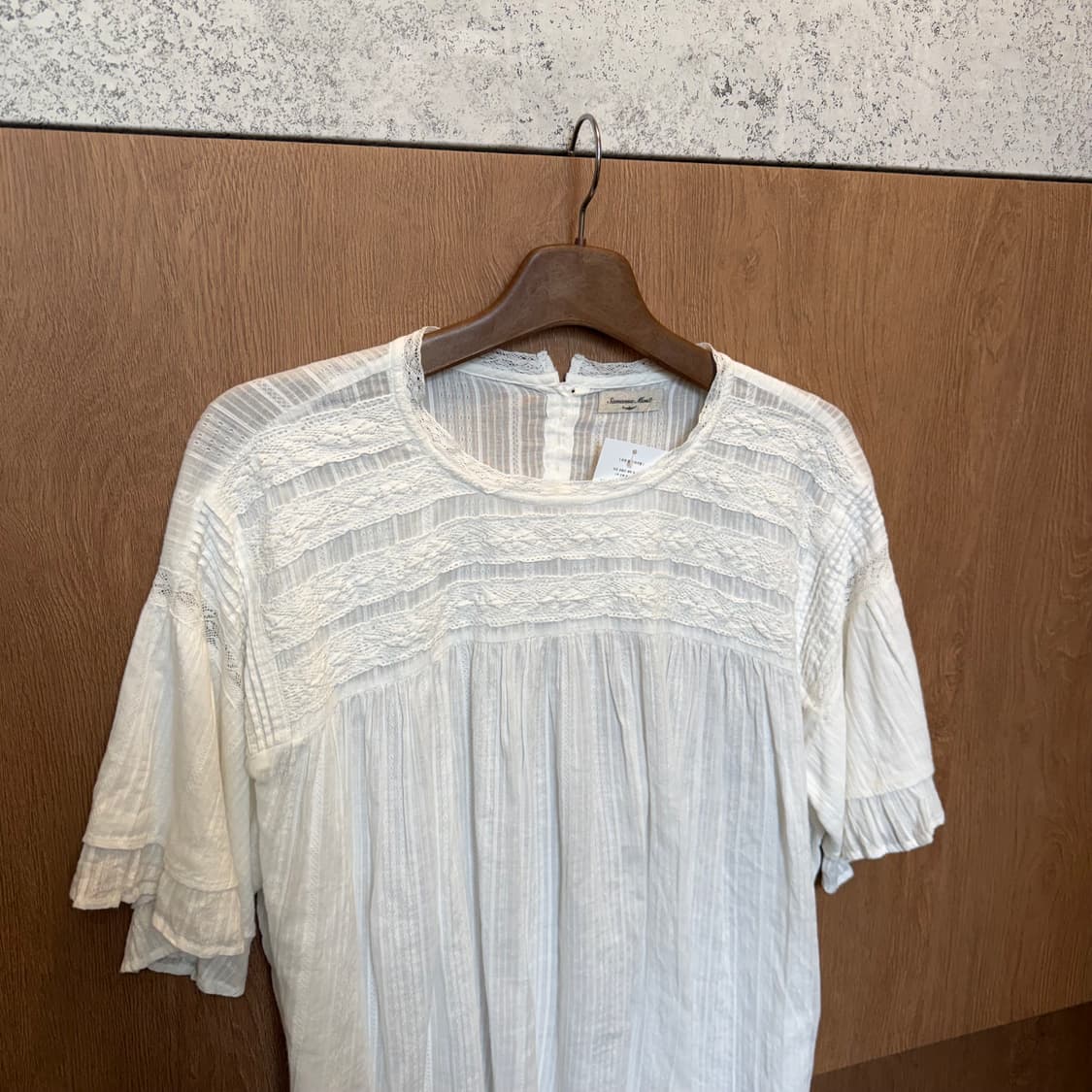 빈티지 반팔 블라우스 레이스 프릴 자수 디테일 루즈핏 아이보리 상품이미지3