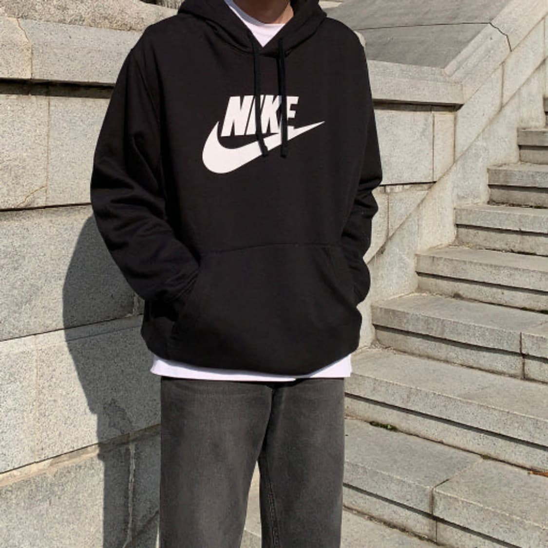 나이키 블랙 스우시 후드티 상품이미지1