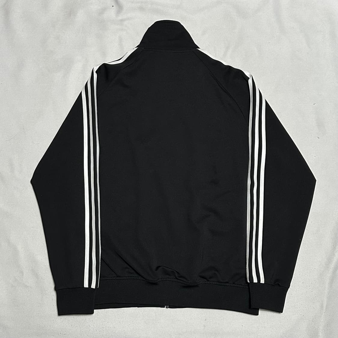 L 아디다스 맨체스터유나이티드 블랙 트랙탑 상품이미지3