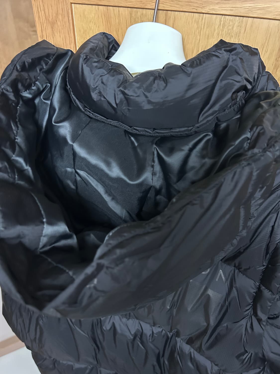 타미힐피거 X 루이스 해밀턴 2way 패딩 (조끼 변형 가능, M사이즈) 상품이미지5