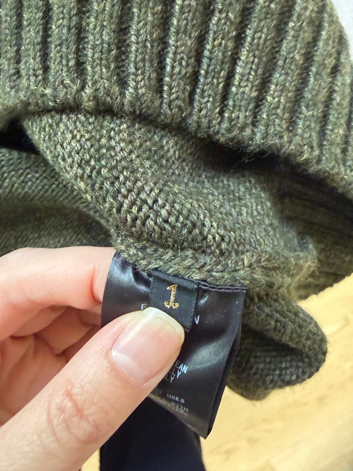 캐피탈 하프집업 니트 카키 1사이즈 상품이미지5