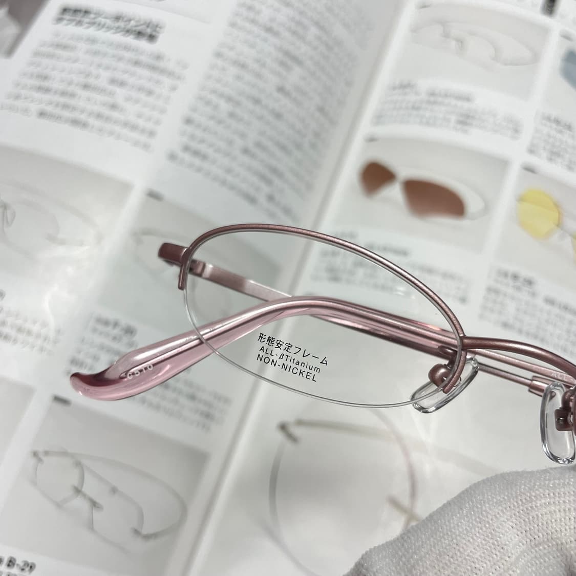 Reiz 일본 제작 반무테 티타늄 안경 상품이미지4