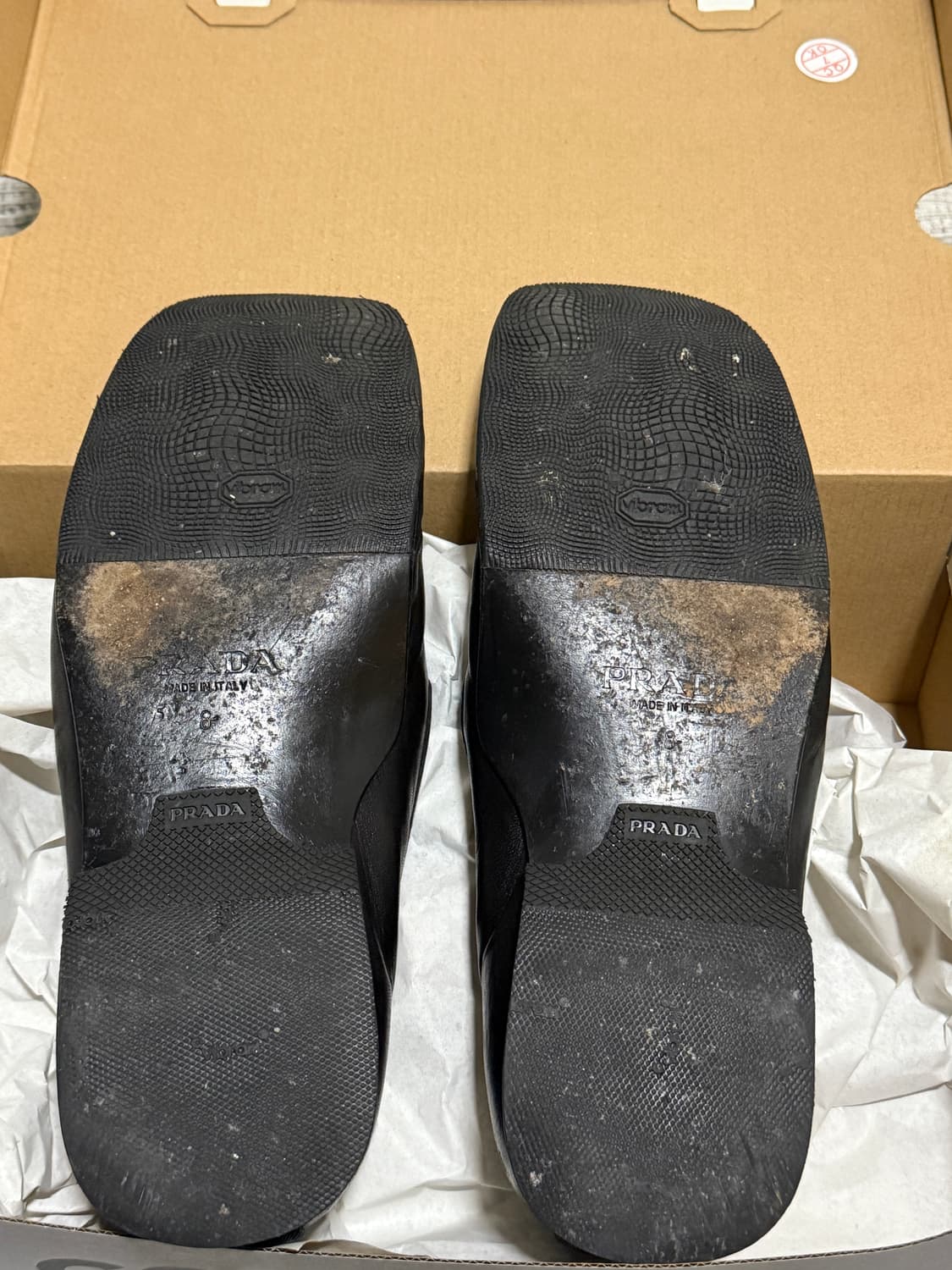 [270] 00’s Prada Low Flat Loafers 상품이미지5