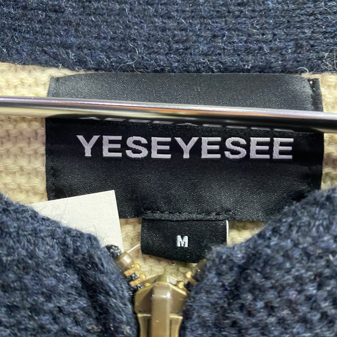 예스아이씨 컬러블럭 크로셰 스웨터 집업 자켓 B3519 상품이미지3