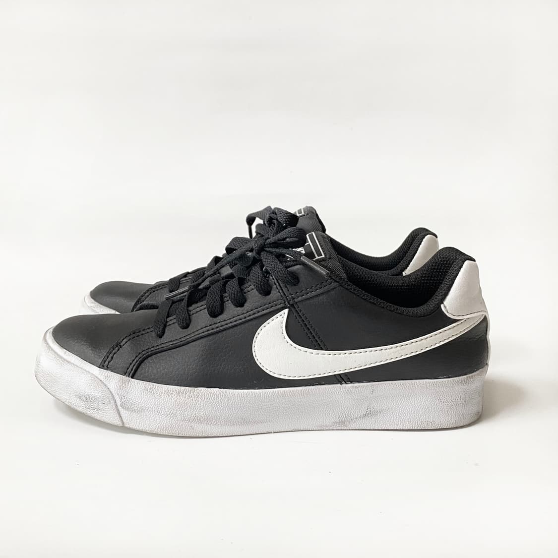 나이키 코트 로얄 AC 캔버스 스니커즈 245 상품이미지1