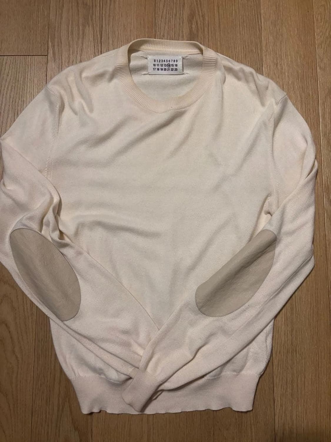 메종 마르지엘라 엘보우 패치 스웨터 상품이미지1