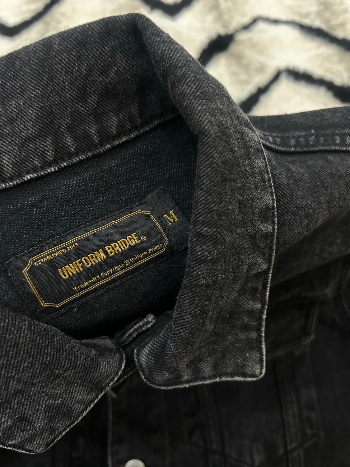 [M]유니폼브릿지 흑청 데님 트러커 자켓 상품이미지5