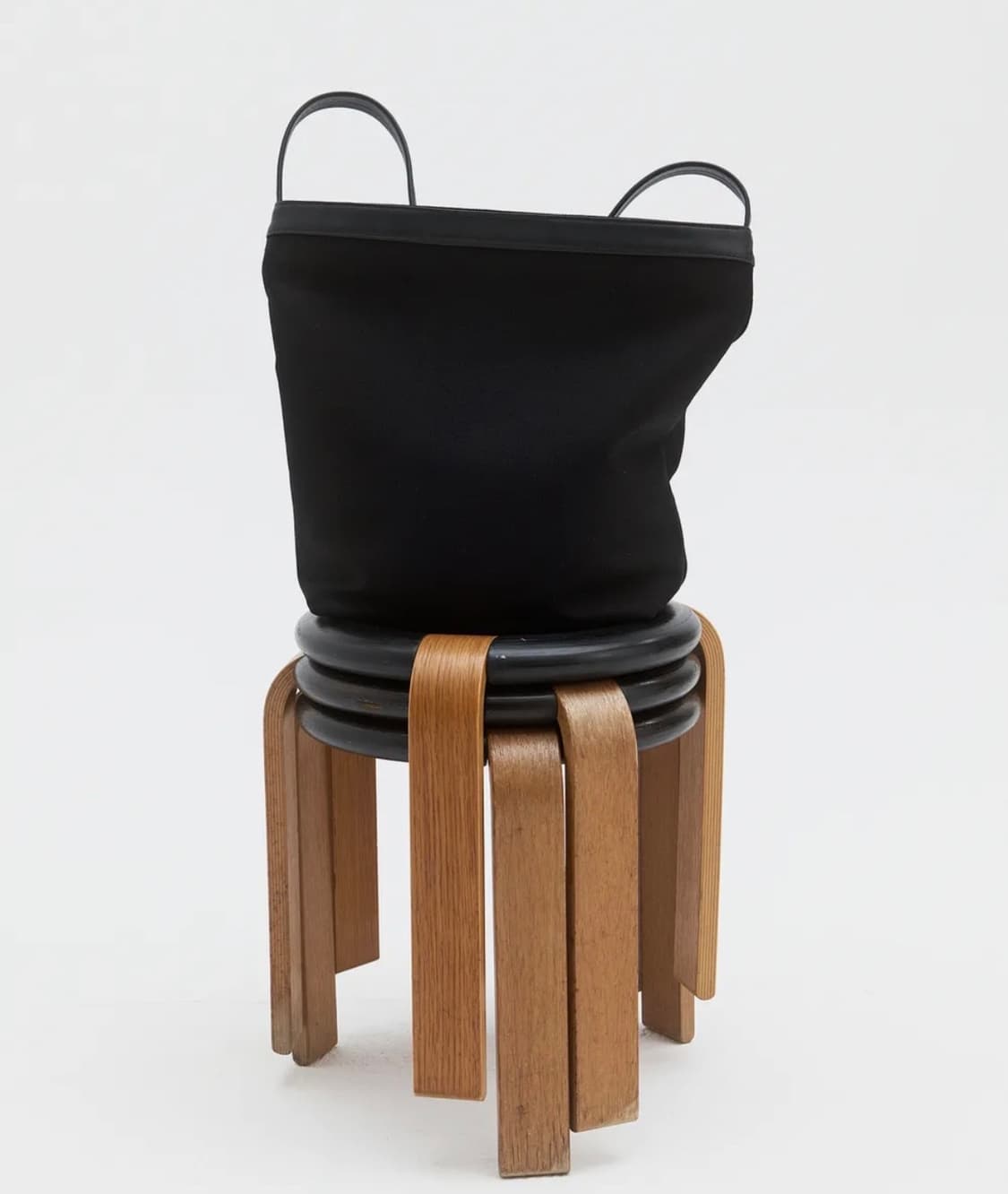 윈더 DOWNTOWN LEATHER TRIM BUCKET BAG  상품이미지1