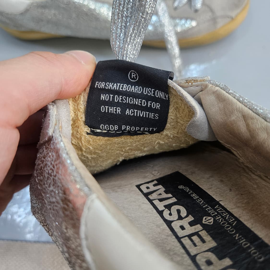 230 골든구스 실버 스니커즈 0408Y 상품이미지5