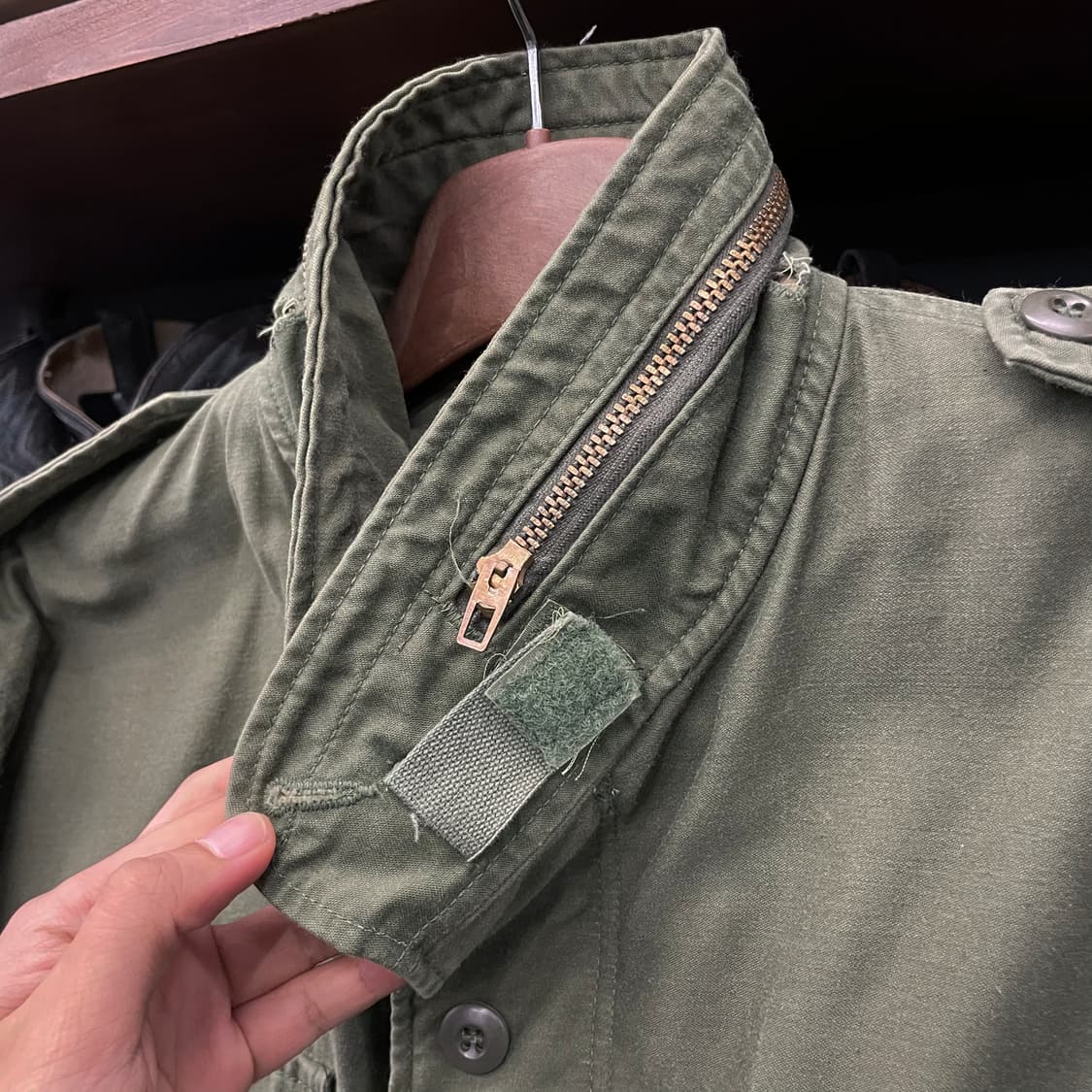 M/S 70s M65 필드 자켓 미군 오리지널 밀리터리 황동 지퍼 야상 상품이미지3