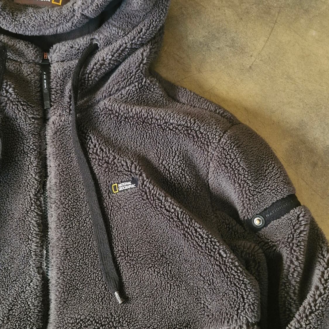 내셔널지오그래픽 후리스 후드 점퍼 M 상품이미지3
