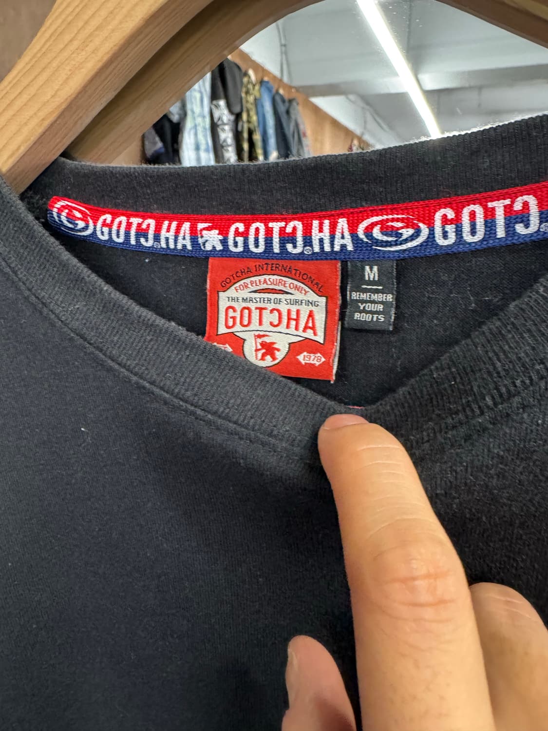 gotcha 빈티지 자수 프린팅 롱슬리브 상품이미지3