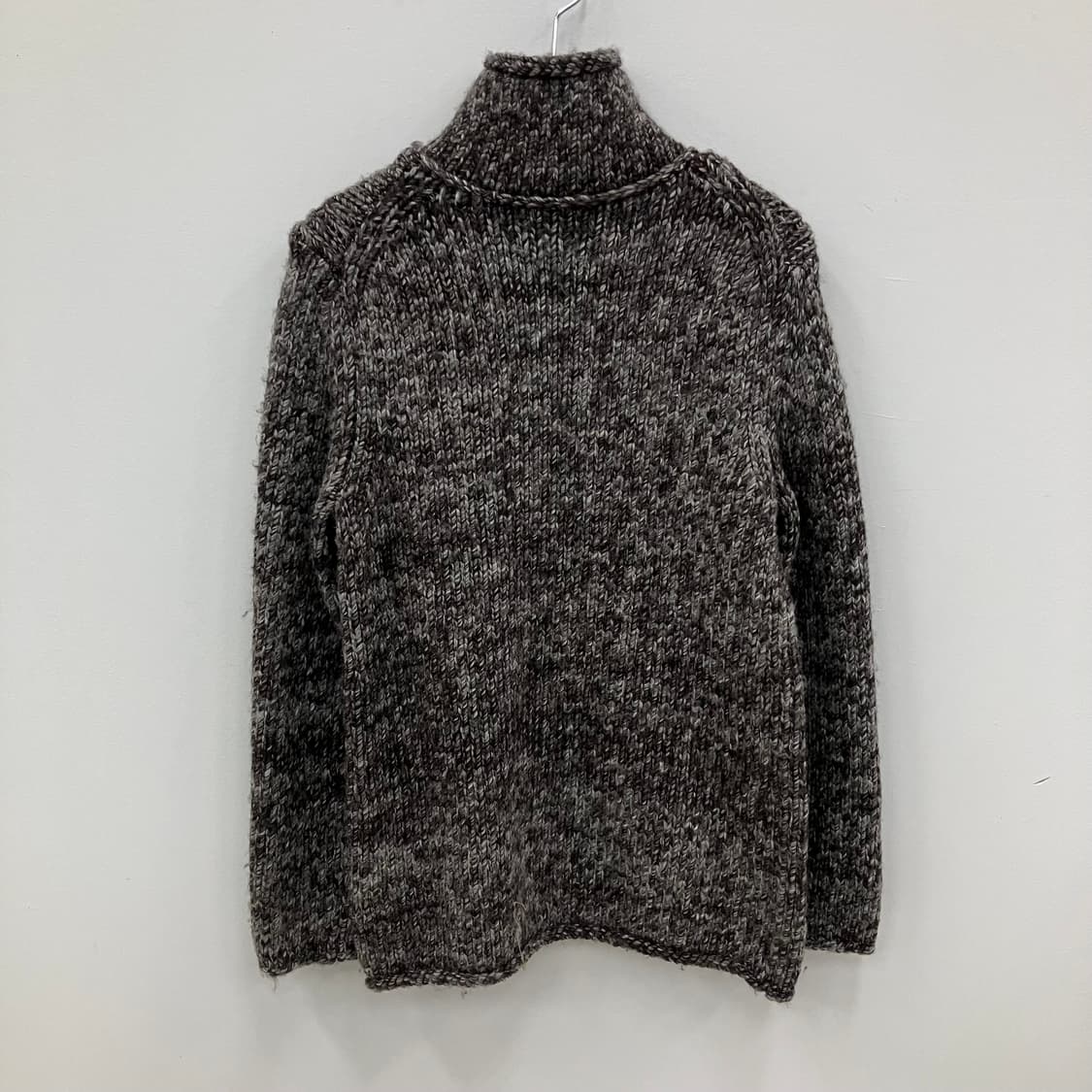 코스 울 보카시 터틀넥 니트 XS 상품이미지2