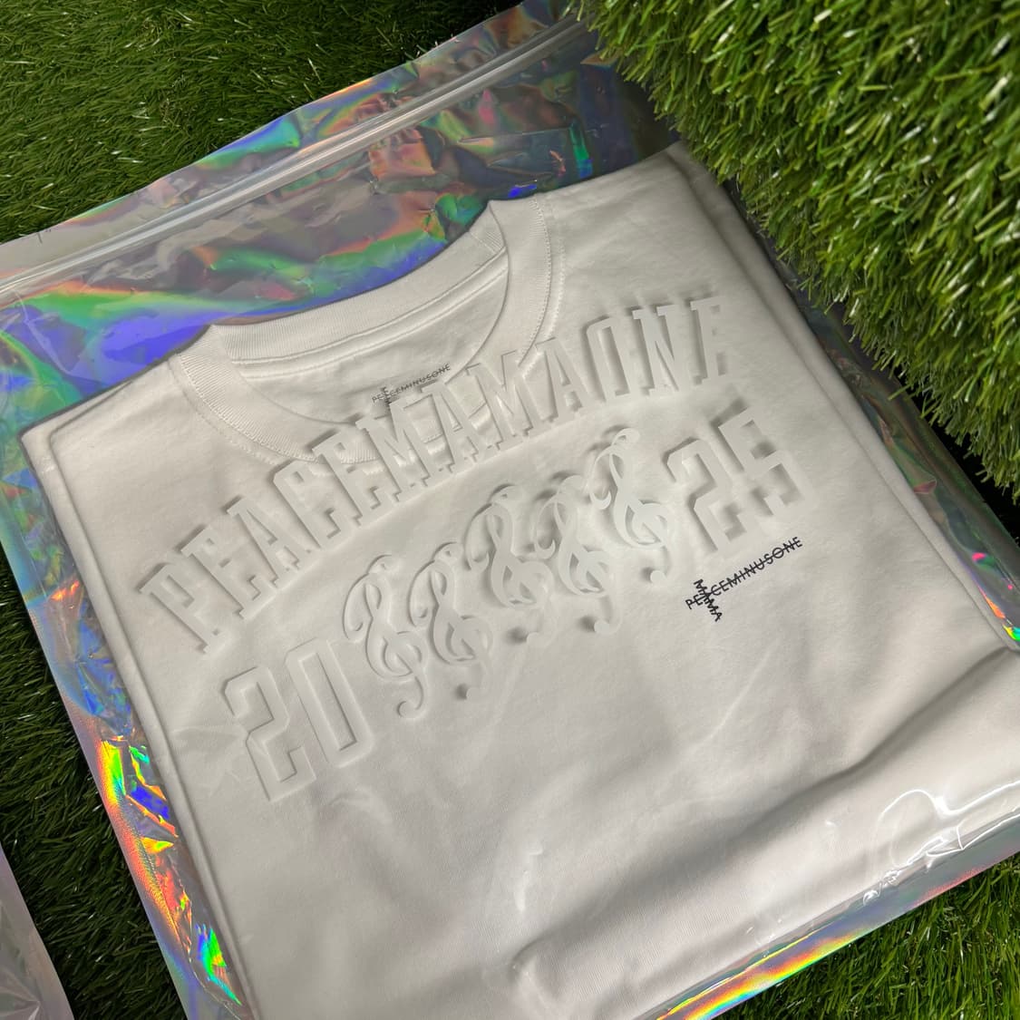 (L) 지드래곤 피스마이너스원x2025 마마 티셔츠 화이트 상품이미지3