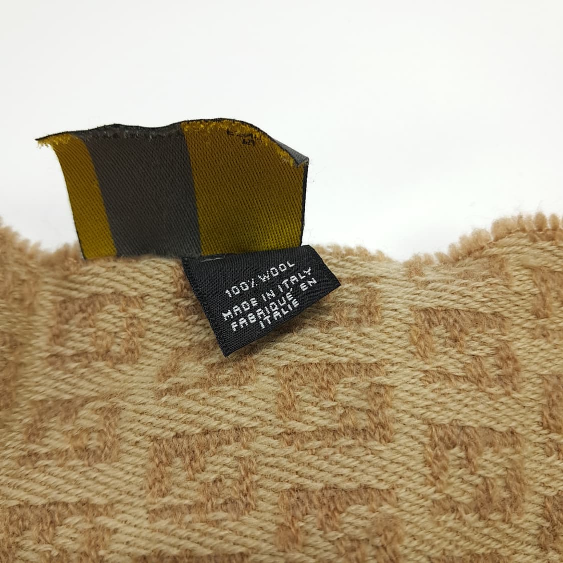 MX105 펜디 FF 모노그램 카멜 베이지 울 목도리 머플러 상품이미지6