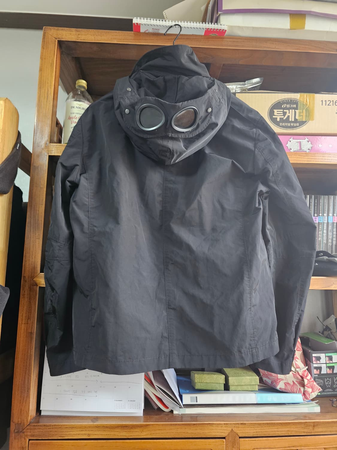 원가 70만 씨피 CP컴퍼니 블랙 야상형 나일론 자켓 팔아요 상품이미지4