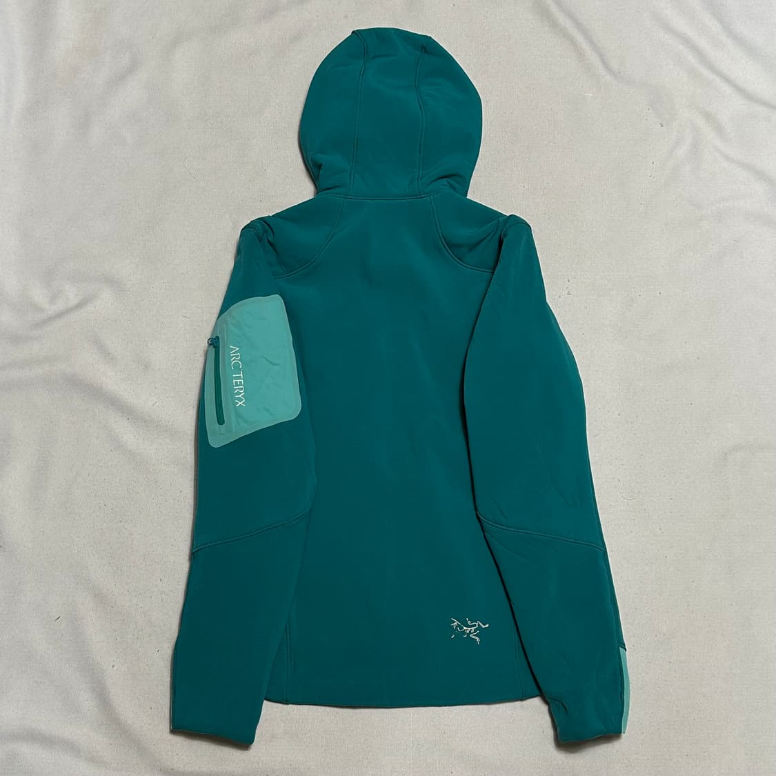 XS 아크테릭스 여성용 민트 자켓 상품이미지3