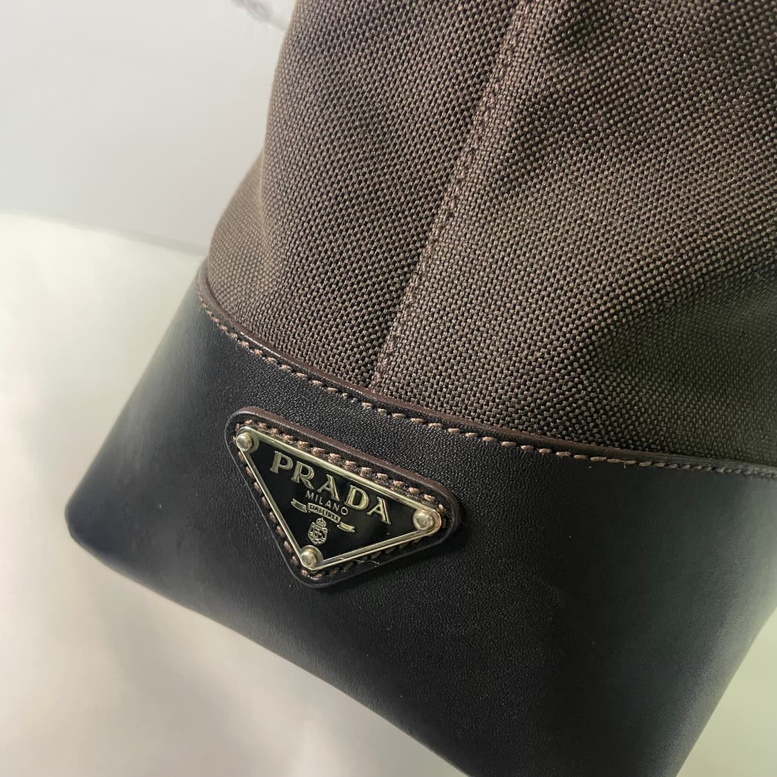 [A급] 프라다 캔버스 로고 숄더백 상품이미지4