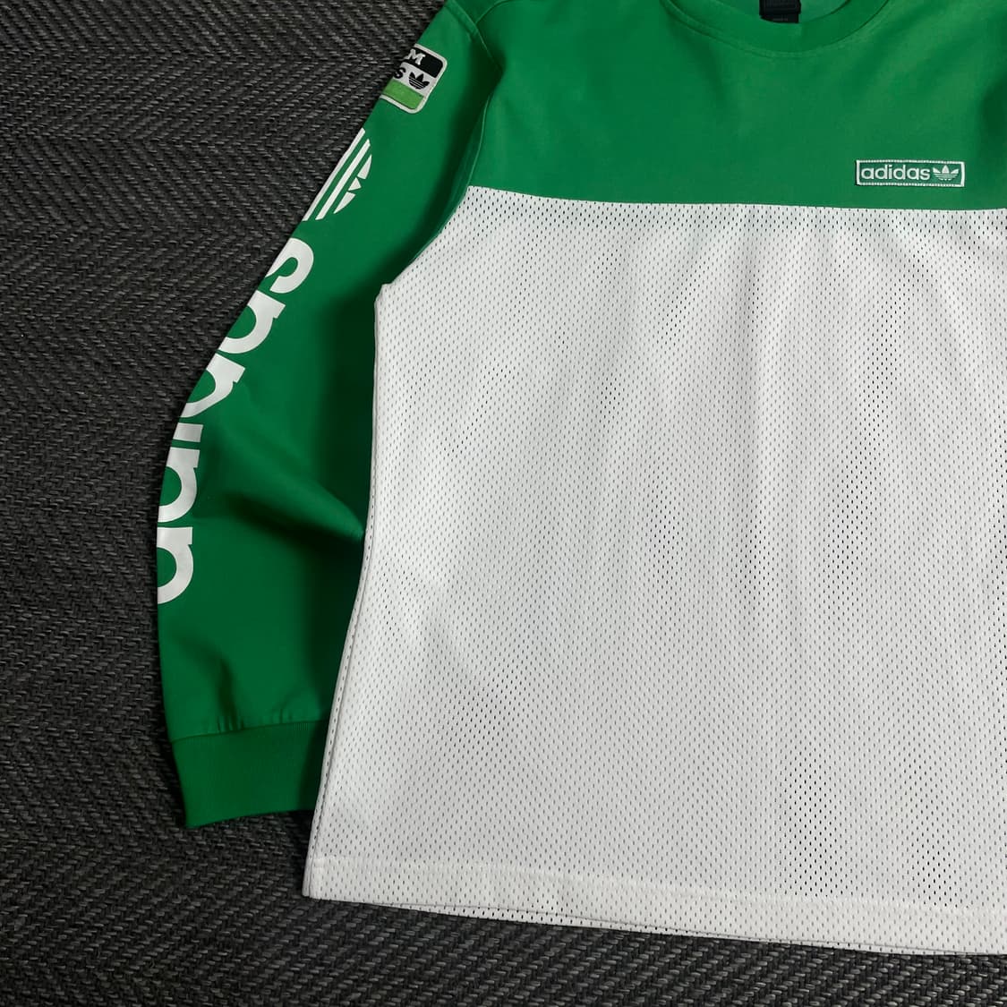 아디다스 올드스쿨 스펠로고 메쉬 트레이닝 탑o 3939 상품이미지3