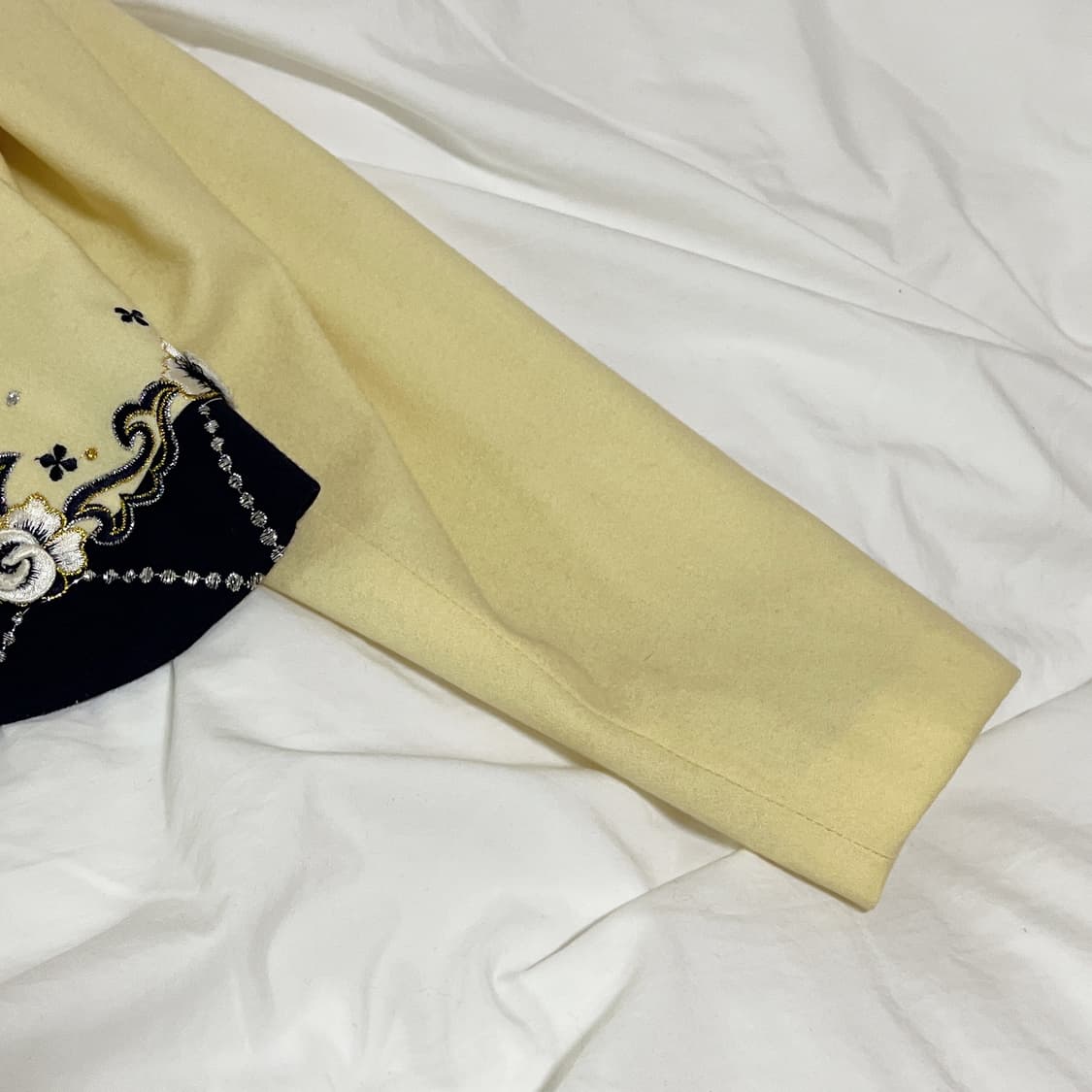 빈티지 ) 플라워자수 버터크롭자켓 상품이미지3