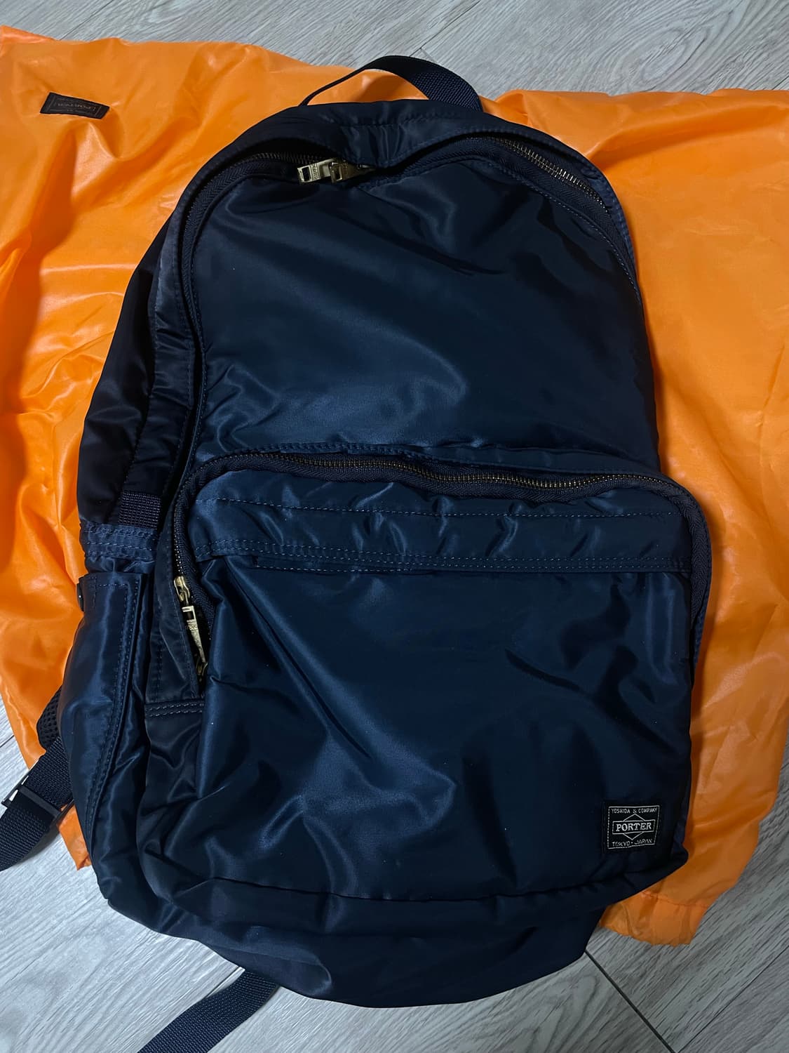 포터 백팩 판매합니다. 상품이미지1
