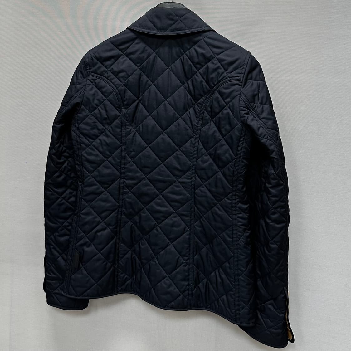 버버리 다이아몬드 퀼팅 자켓 ( 44~55 )  상품이미지5