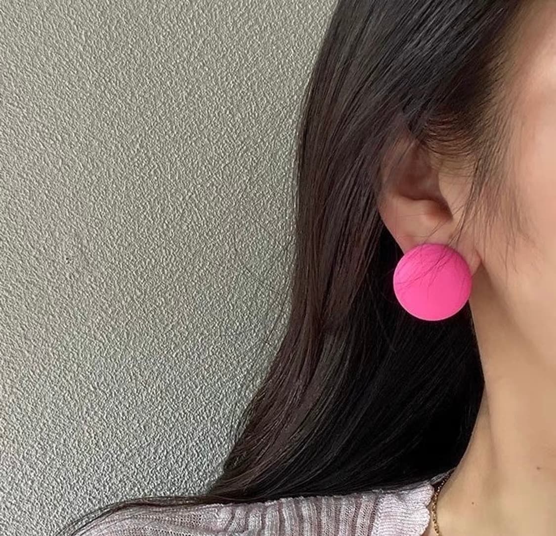 핫핑크 볼 귀걸이 상품이미지2