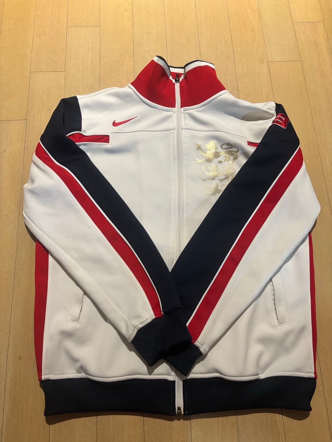 잉글랜드 나이키 트랙탑 상품이미지1