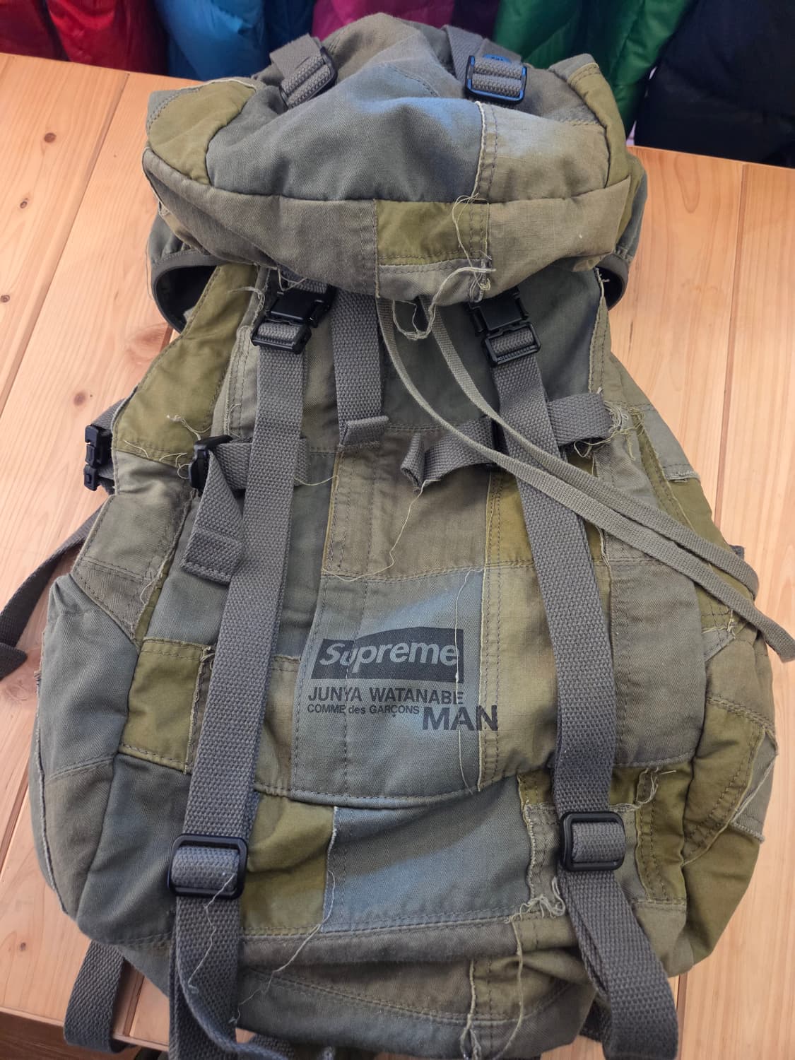 슈프림 X 준야 패치워크 백팩 올리브색 상품이미지2