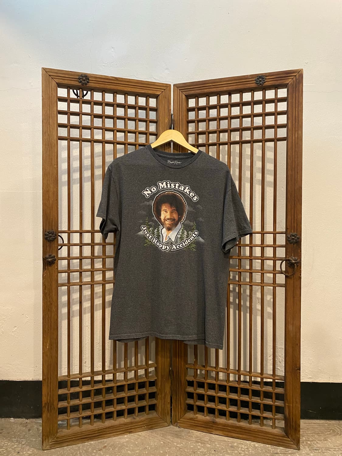 화가 “BOB ROSS” 티셔츠 상품이미지1