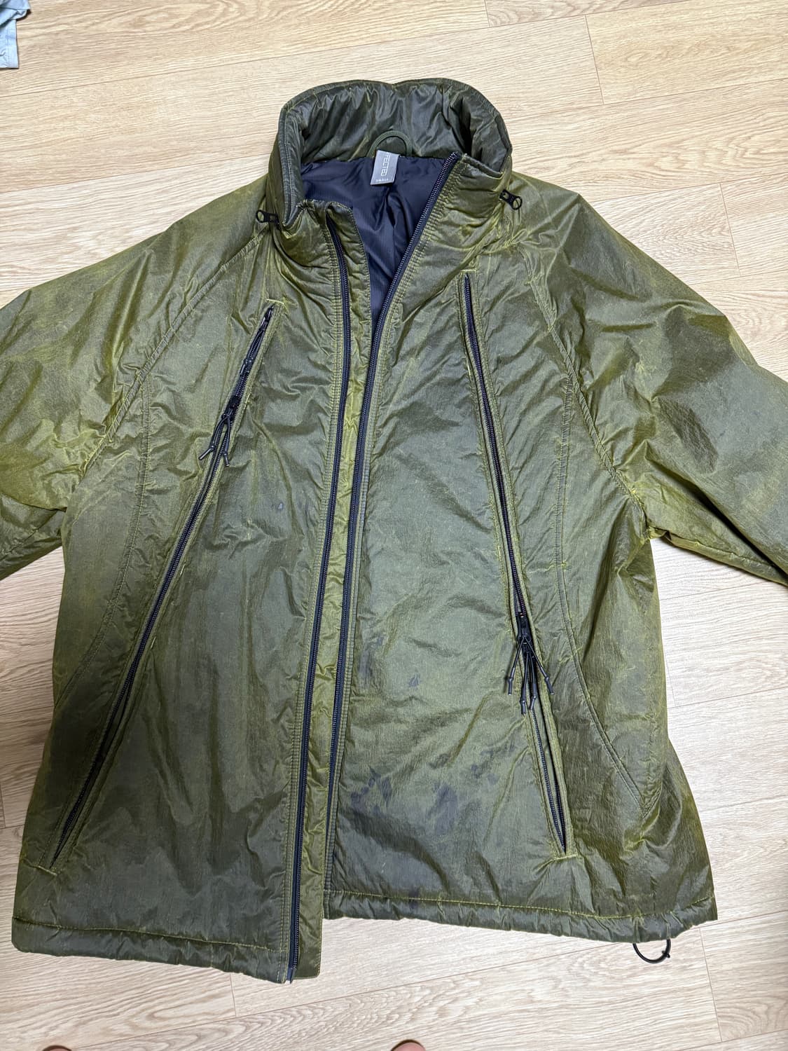 언어펙티드 패디드 자켓 상품이미지1