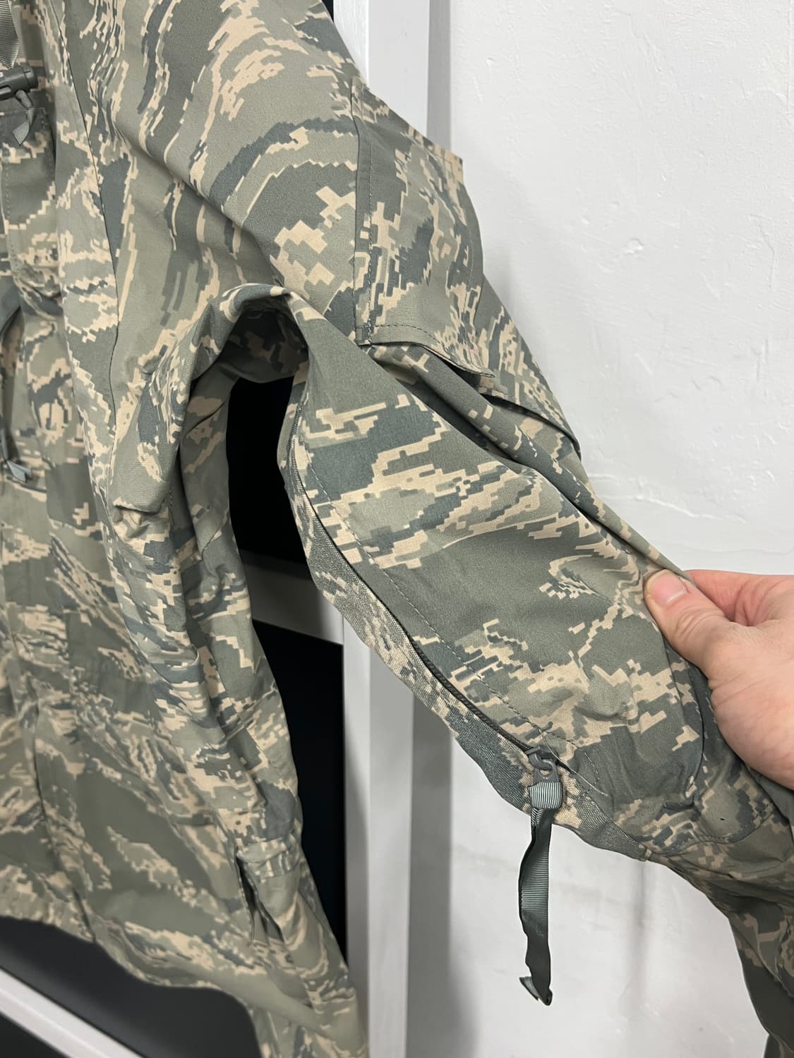 Military 미공군 APECS 타이거 스트라이프 고어텍스 파카 상품이미지3