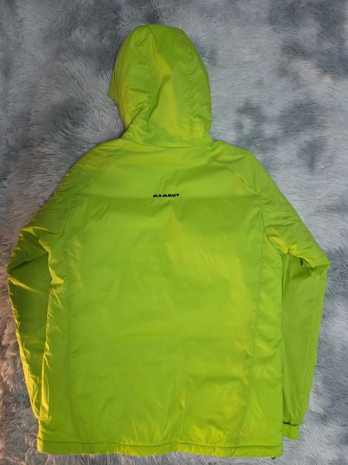 마무트 라이트 그린 바람막이 자켓 상품이미지2