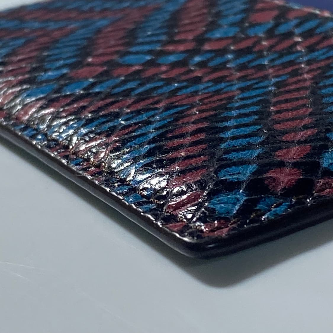 [정품] 미셸앙리 성수 스네이크 도트 파이톤 소가죽 카드지갑 상품이미지8