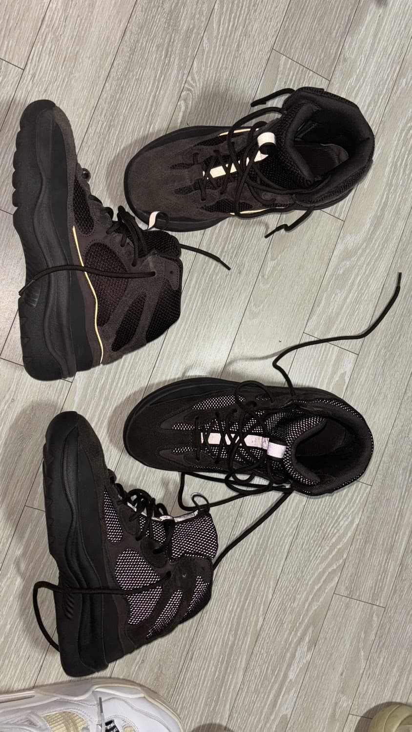Adidas Yeezy desert boot oil 10size 상품이미지8