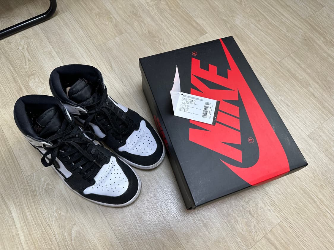 나이키 에어 조던 1 레트로 하이 OG 블리치드코랄 270 상품이미지3