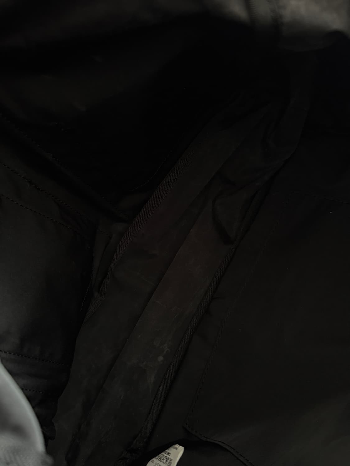 예약중) 아미아칼바 개버딘 백팩 블랙 상품이미지7