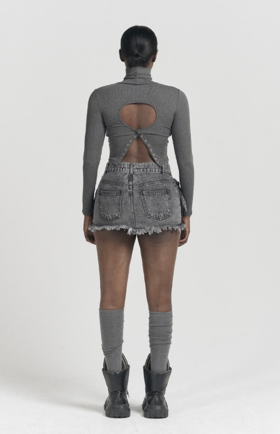 오도어 ODOR 홀터넥 그레이 상품이미지2