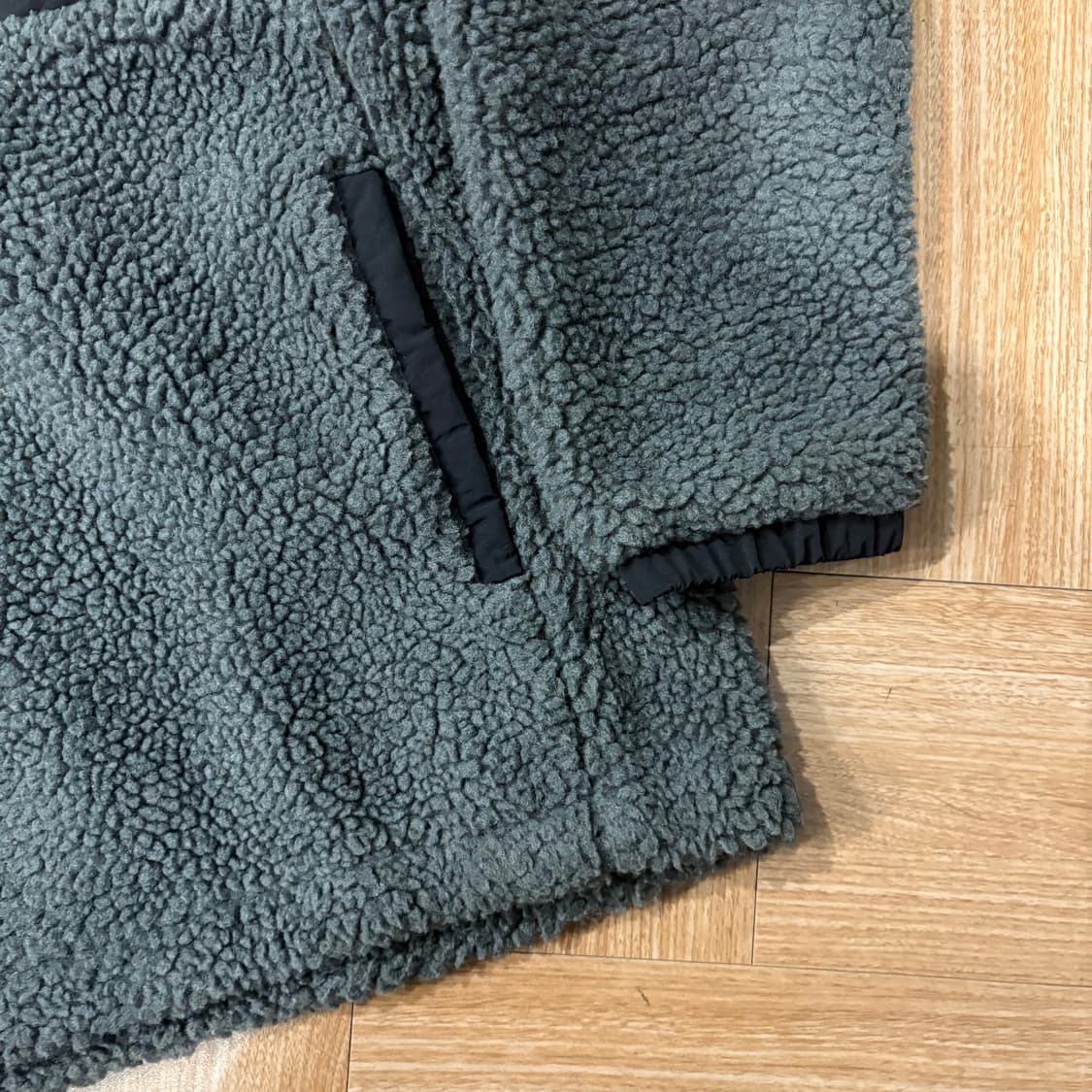 파타고니아 블랙&그레이 쉘드 레트로 X 플리스 풀오버 상품이미지5