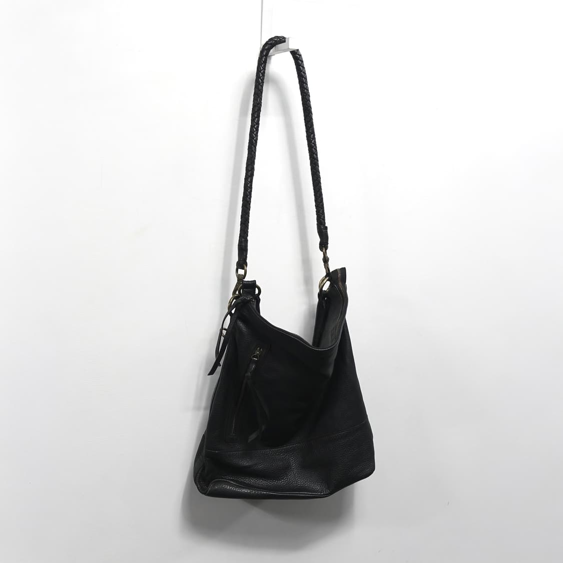 TIME 타임 카우레더 핸들 크로스 숄더백 상품이미지5