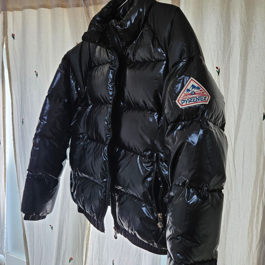 피레넥스 pyrenex 25fw 빈티지 미틱 패딩 블랙 M사이즈 상품이미지2