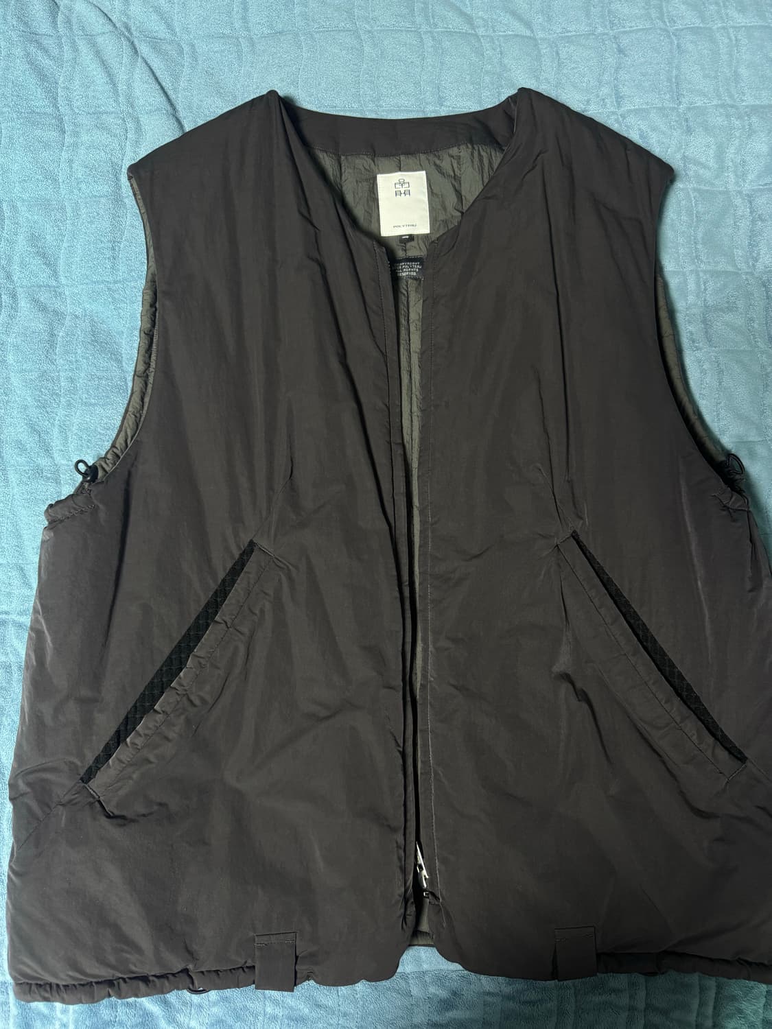 4) 폴리테루 패디드 베스트 조끼 딥차콜 상품이미지1