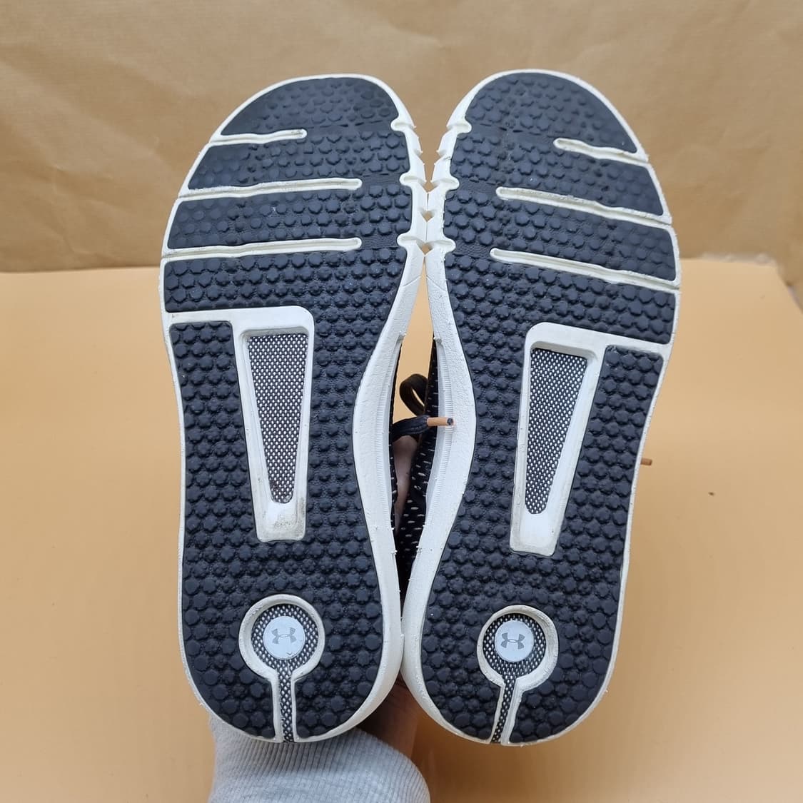 언더아머 호버 slk 런닝화245. 상품이미지3