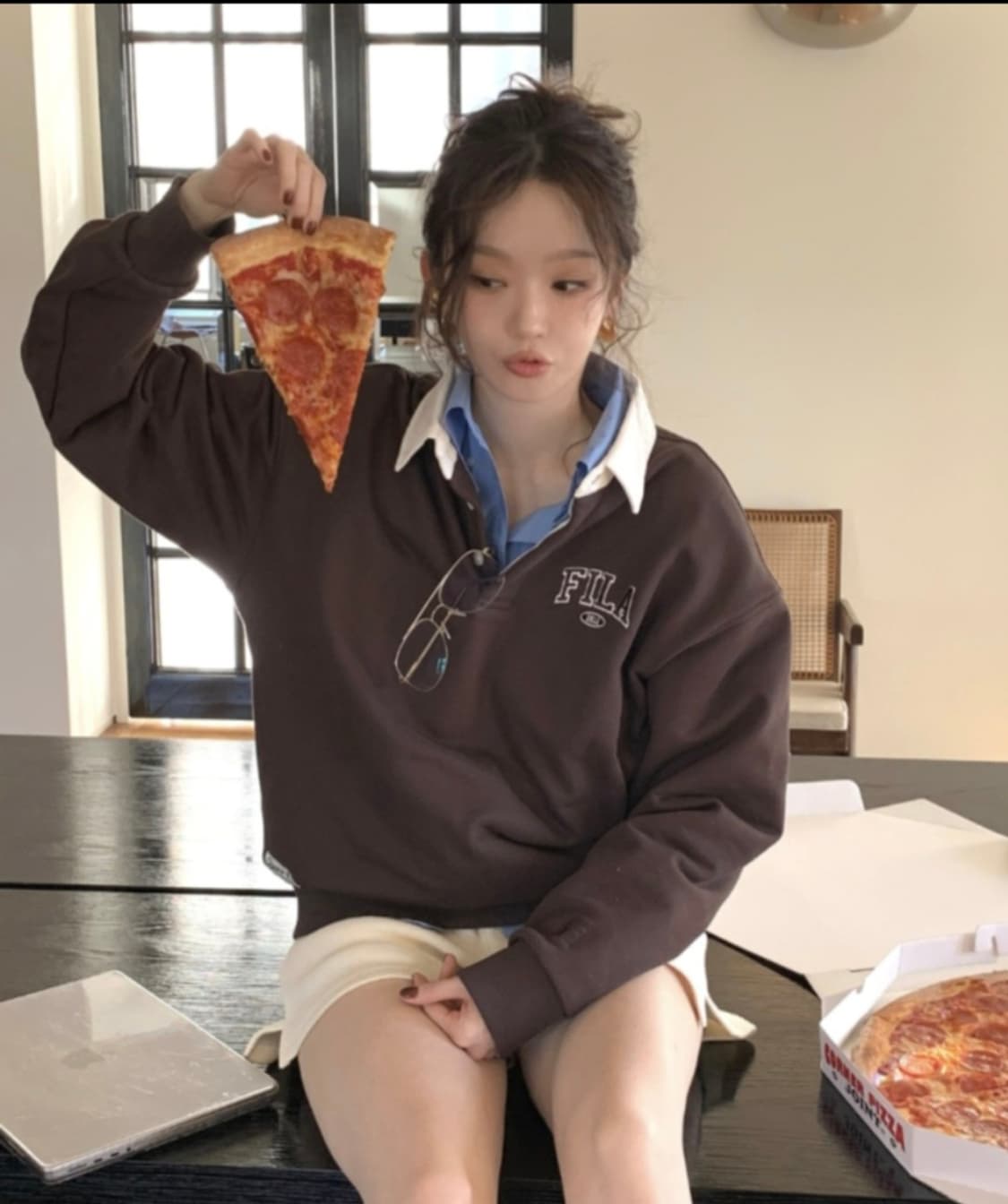 FILA휠라 초코맛 럭비 맨투맨/강민경,한소희착용 상품이미지3